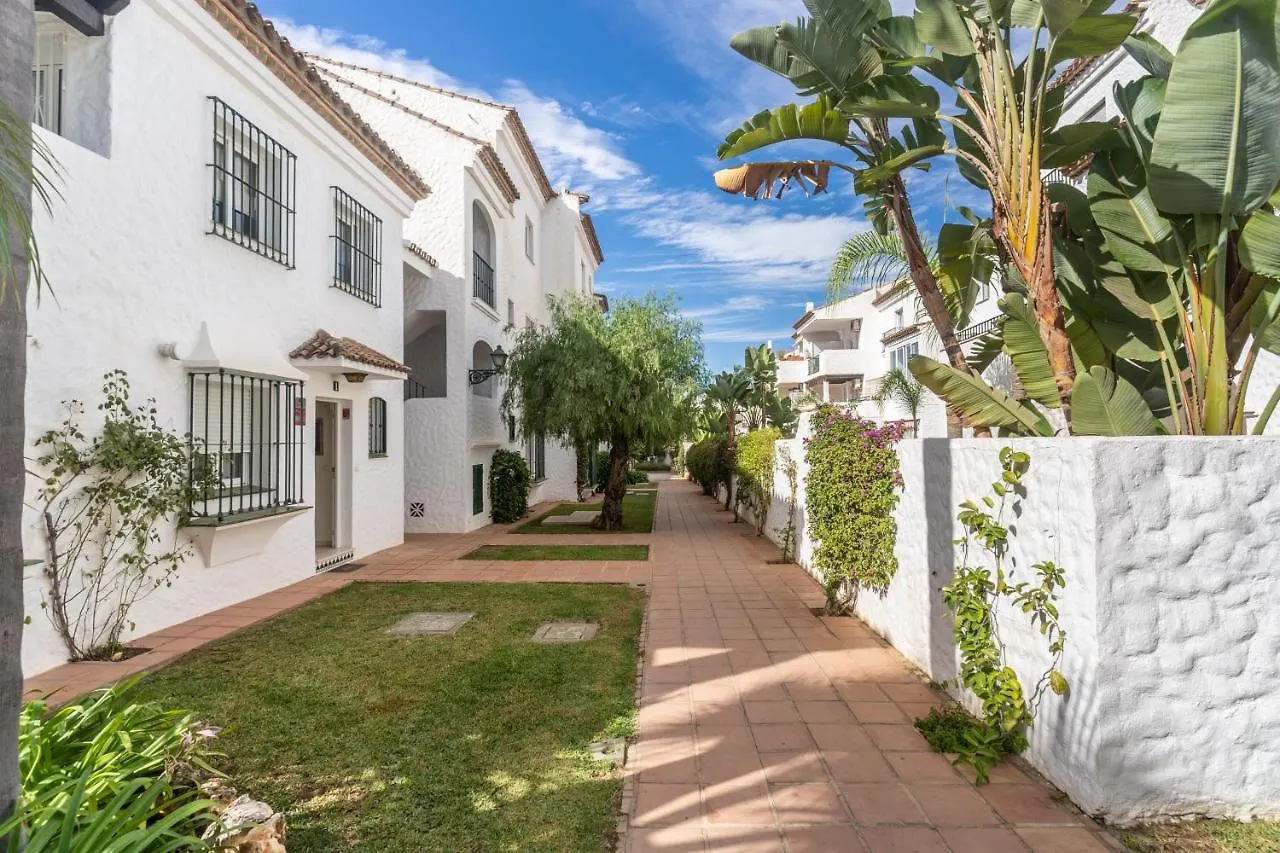 3B Virgo Apartment Estepona 0*,  Spain